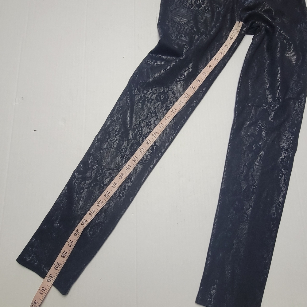 NWT! Black Lace Print Skinny Pants - Picture 11 of 12